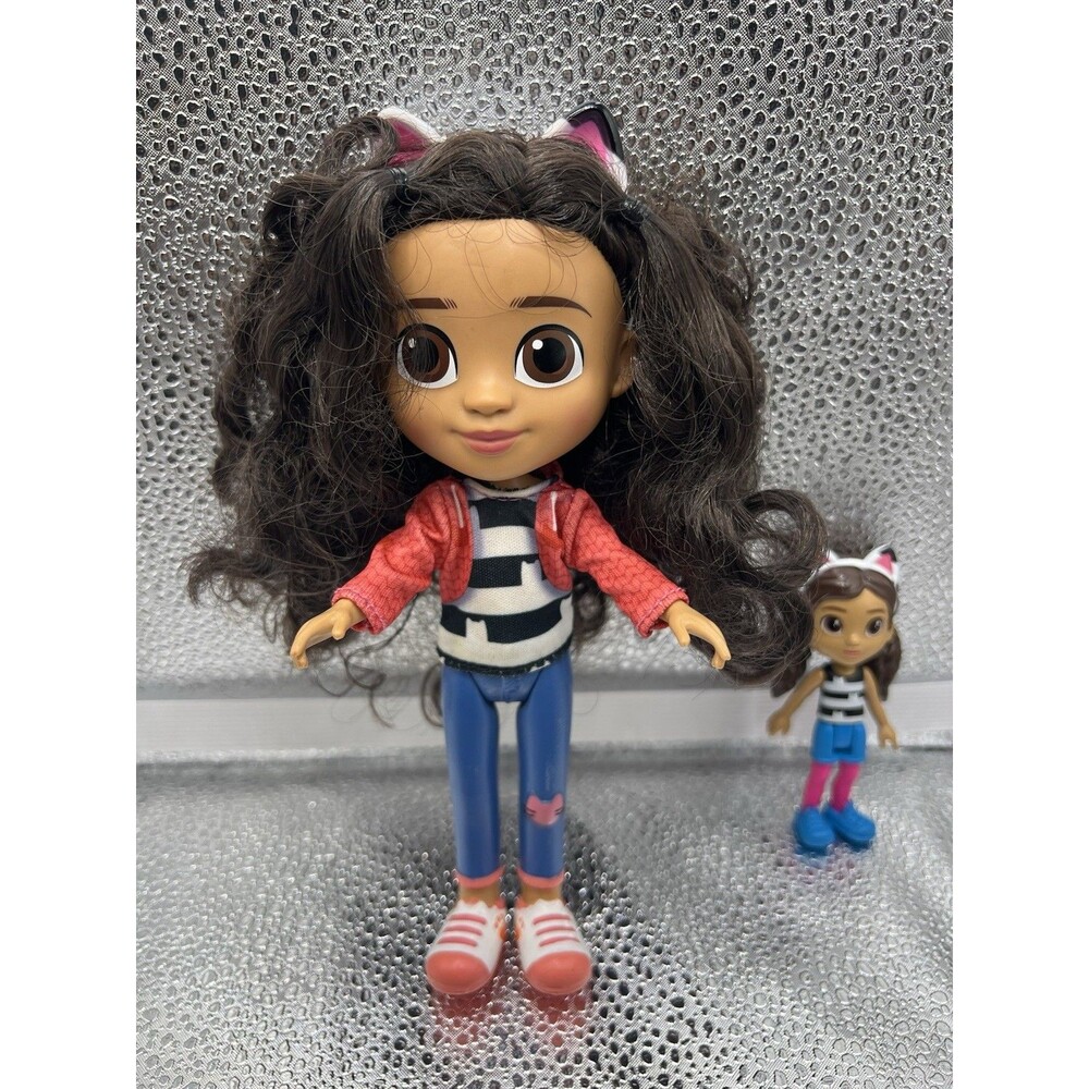 DreamWorks Gabby’s Dollhouse 8" Doll  Toy Netflix Cat Ears 2pcs Lot